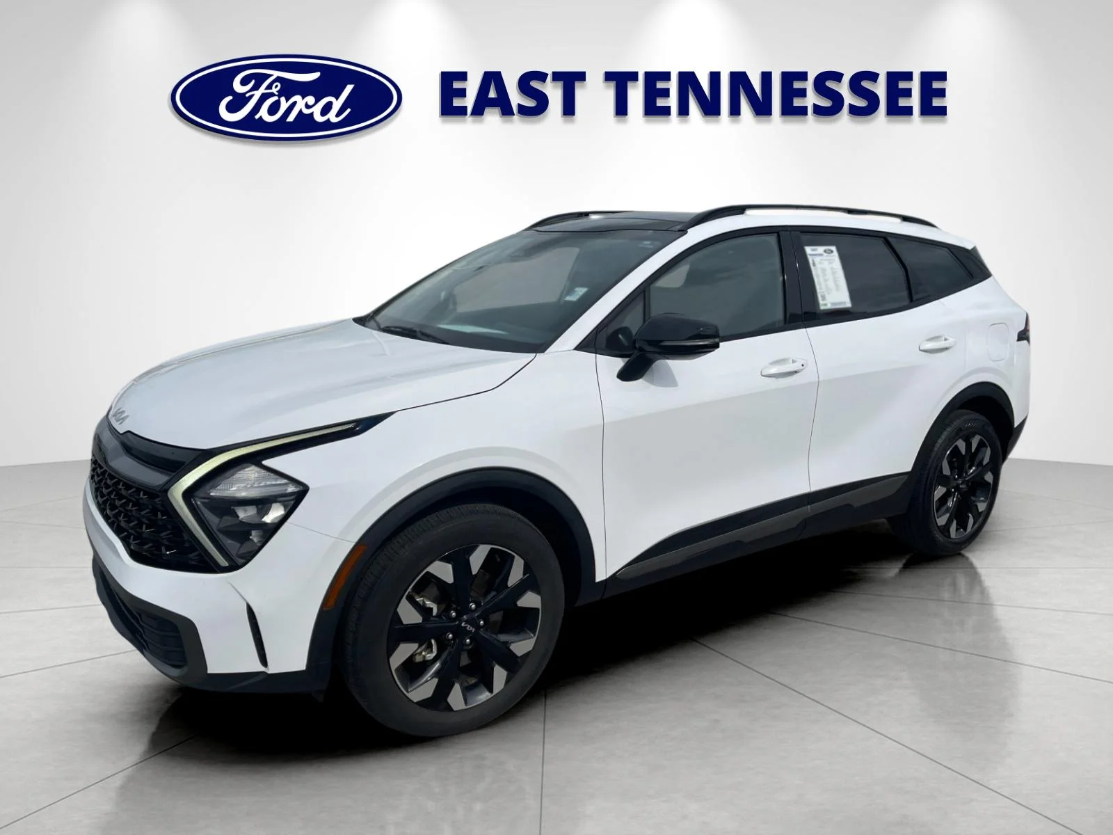 Used 2023 White Kia X-Line image 7