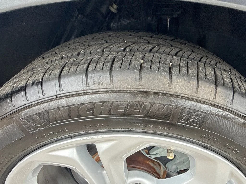 Used 2025 Gray Honda LX image 31
