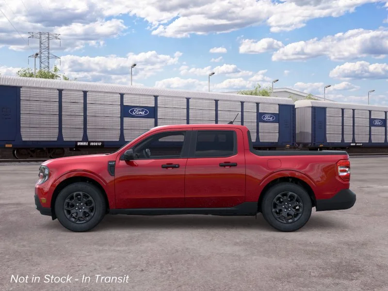 New 2026 Ruby Red Metallic Tinted Clearcoat Ford XLT image 3