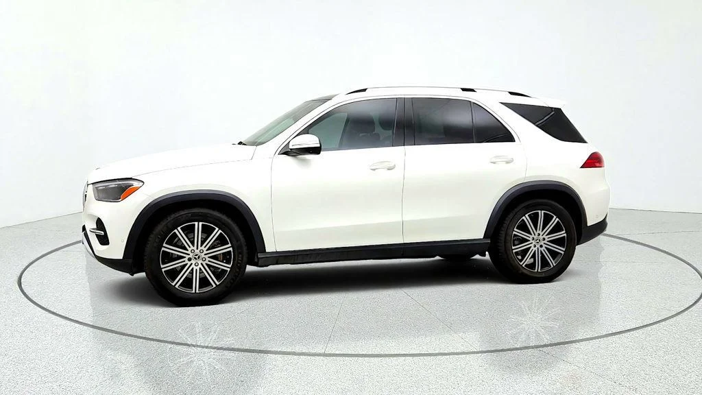 Used 2024 MANUFAKTUR Diamond White Metallic Mercedes-Benz GLE 450 4MATIC® SUV w/ 3rd Row Seating & Driver Assistance Pkg image 8
