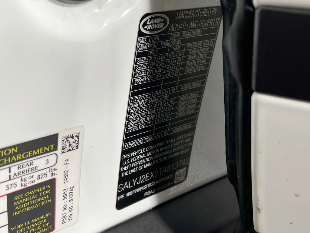 Certified Used 2026 Fuji White Land Rover S image 33