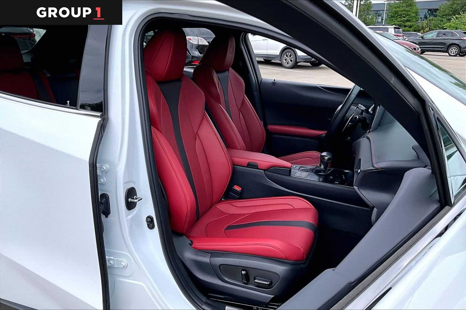 Certified Used 2024 ULTRA WHITE Lexus F SPORT Handling image 8