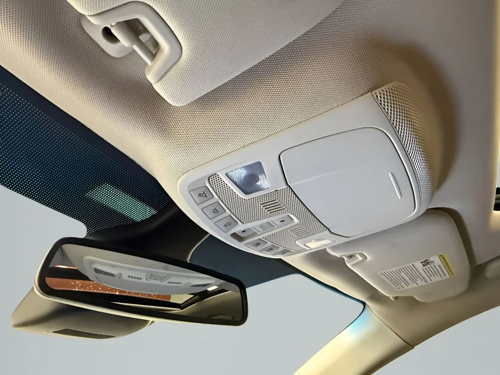 Used 2019 White Ford Titanium image 25