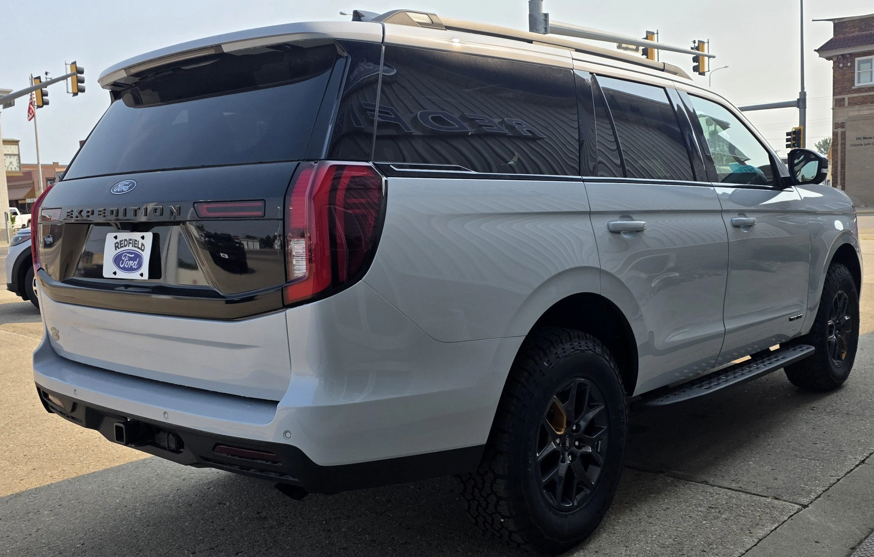 New 2026 Space Silver Metallic Ford Tremor® image 4