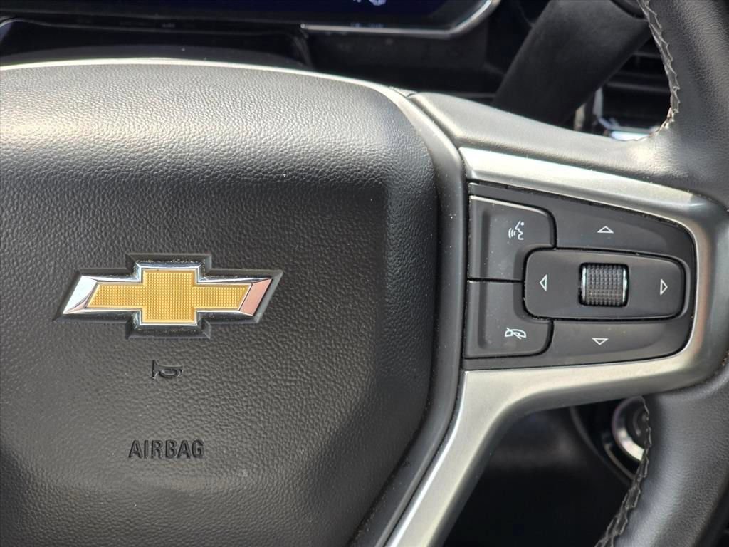 Used 2024 Summit White Chevrolet LT image 14