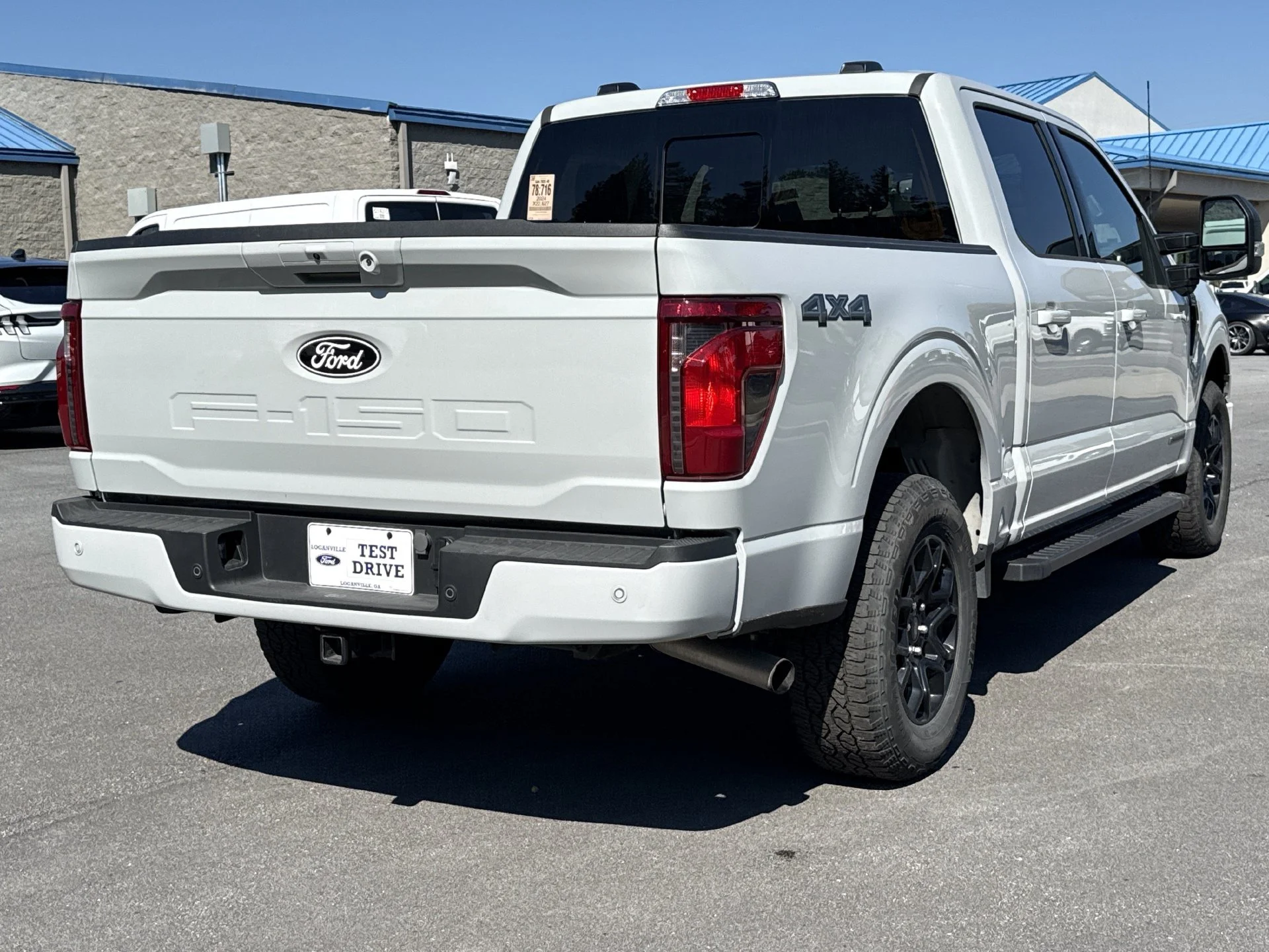 Certified Used 2024 Avalanche Ford XLT image 15