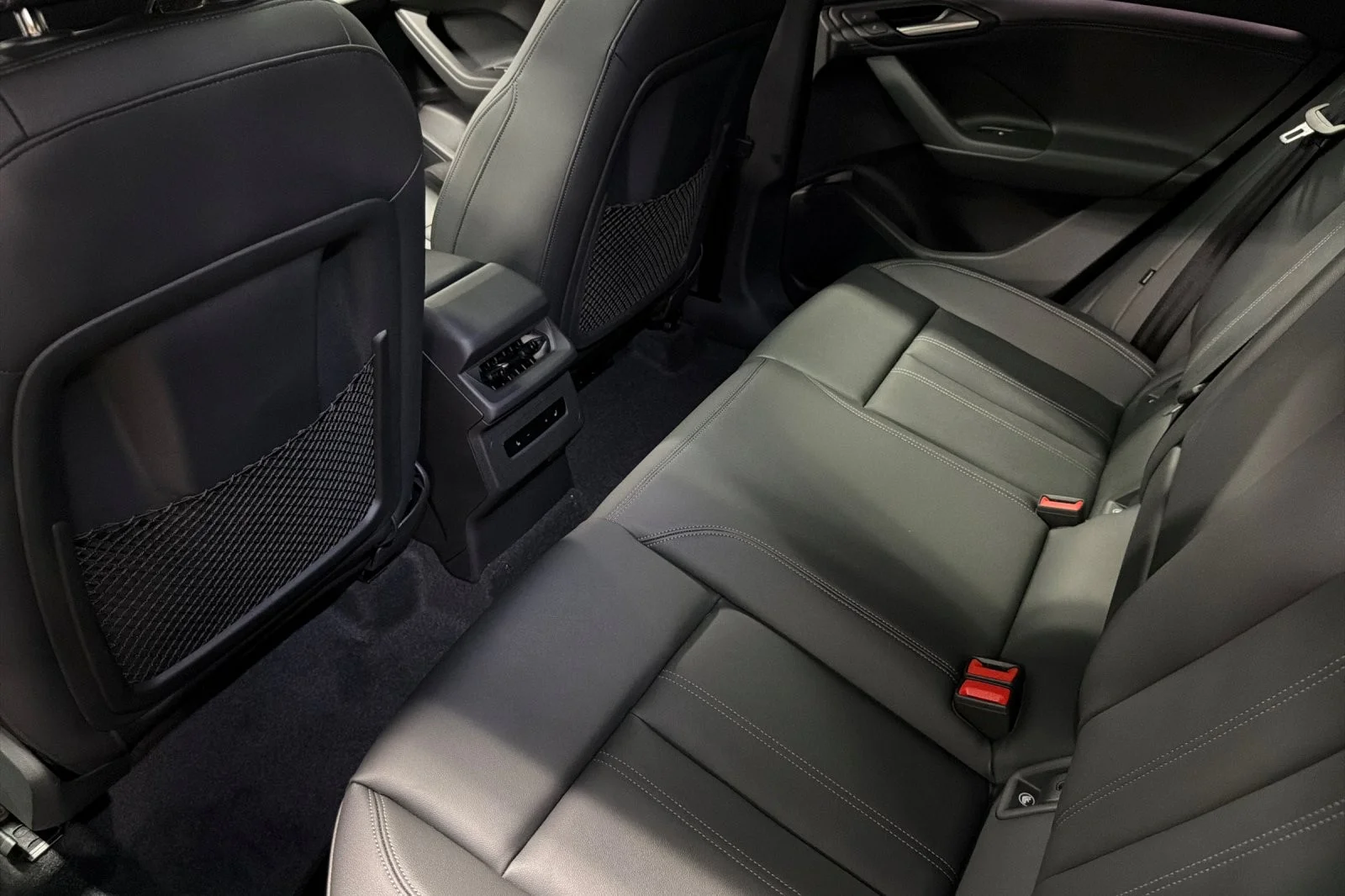 New 2027 Manhattan Gray Metallic Audi Premium quattro image 11