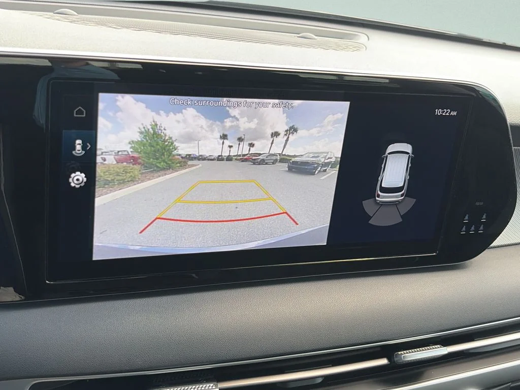 Used 2025 Gray Hyundai SEL image 21