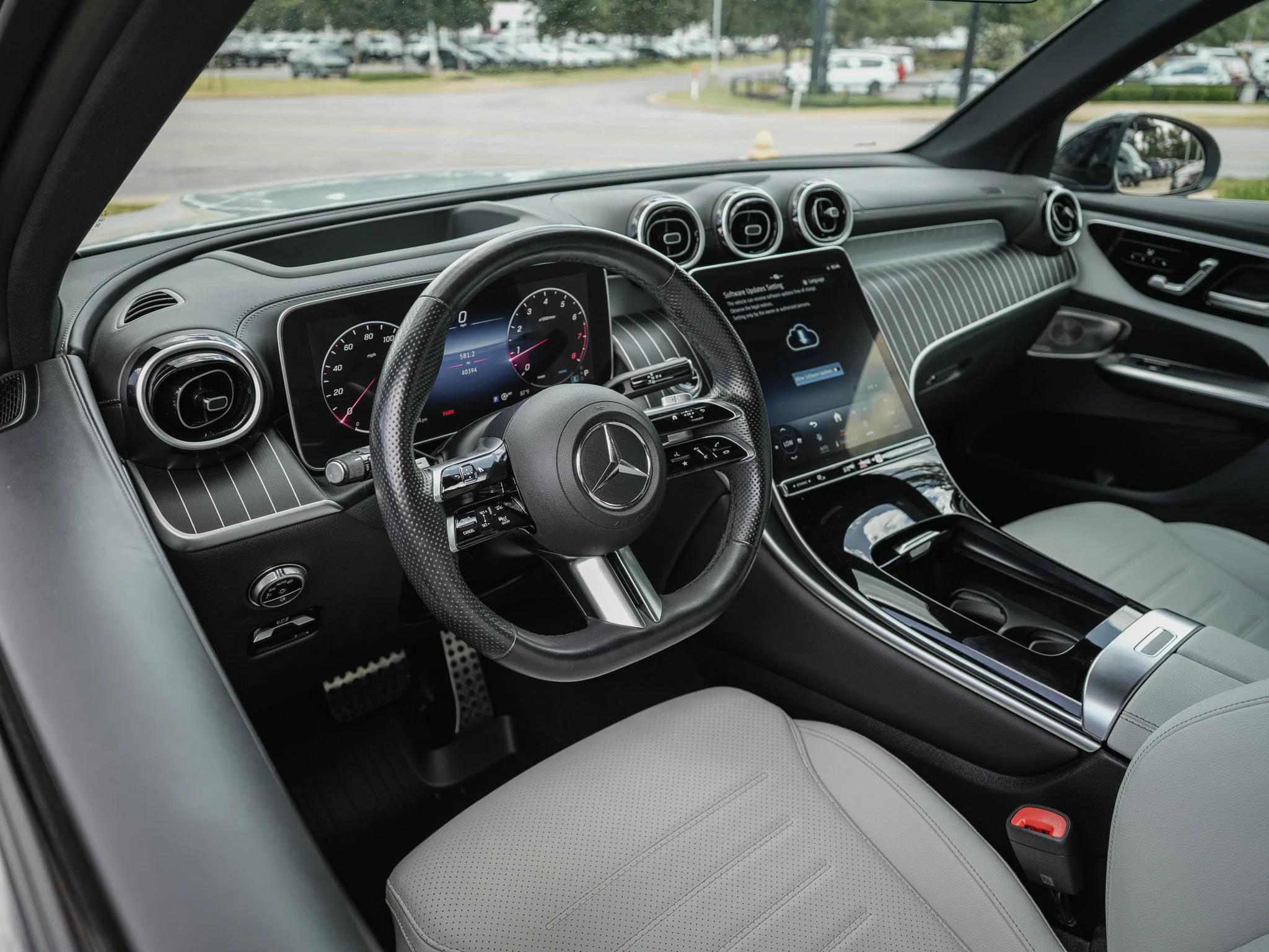 Certified Used 2024 Cirrus Silver Metallic Mercedes-Benz GLC 300 image 16