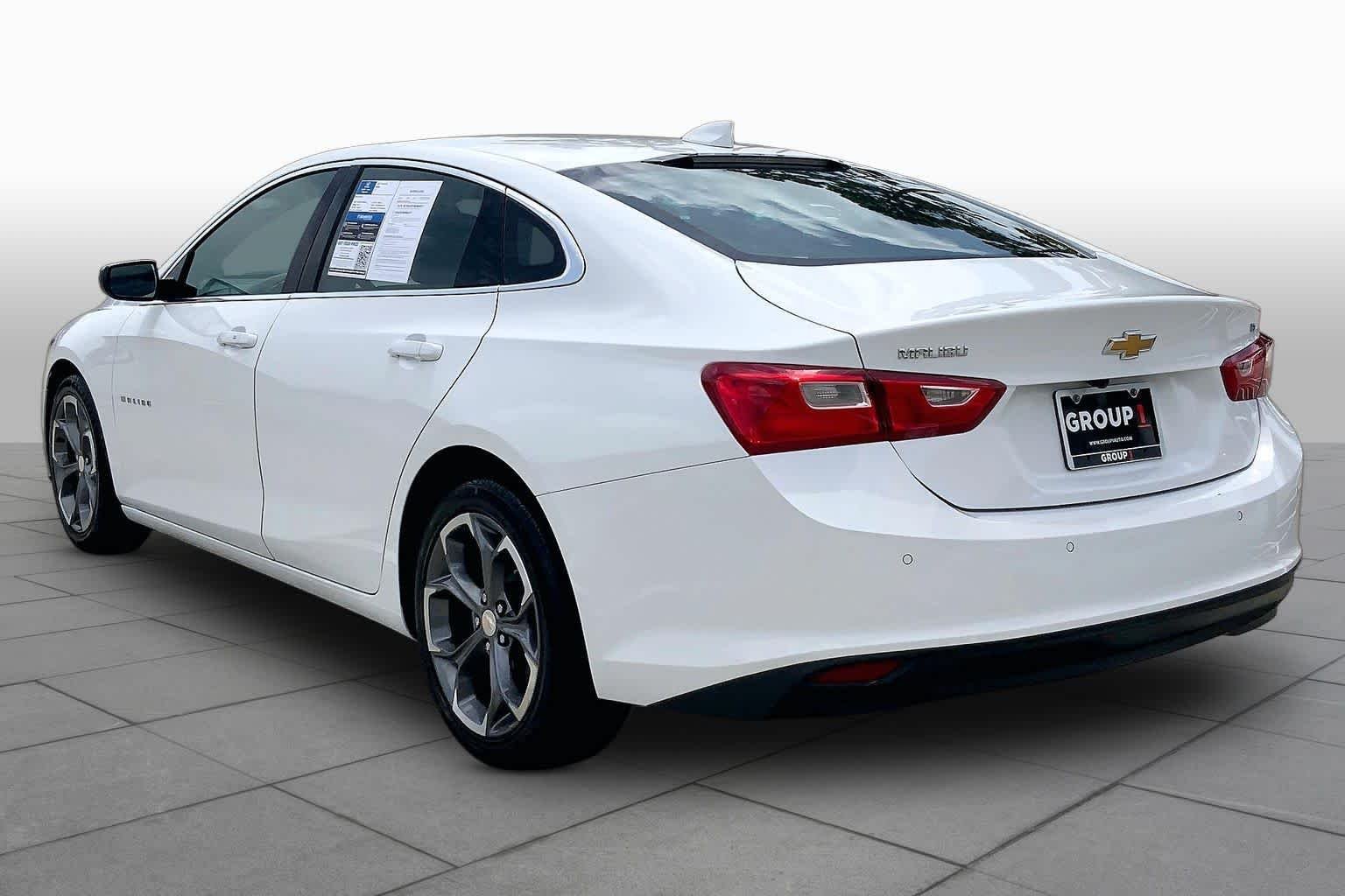 Used 2024 Summit White Chevrolet LT image 12