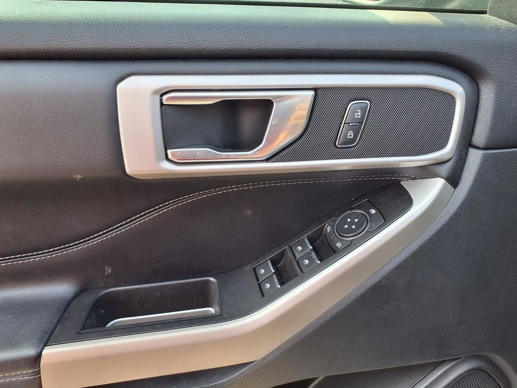 Used 2021 Silver Metallic Ford XLT image 17
