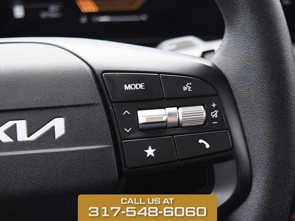 2025 Kia K4 LXS - Photo 20