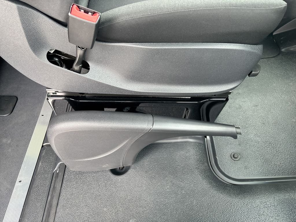 New 2026  Mercedes-Benz Passenger 170 WB image 26
