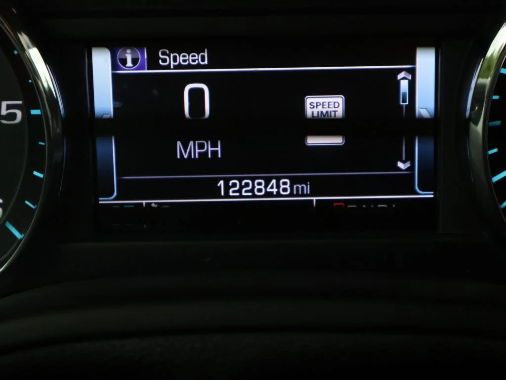 Used 2018 Gray Chevrolet LT image 31