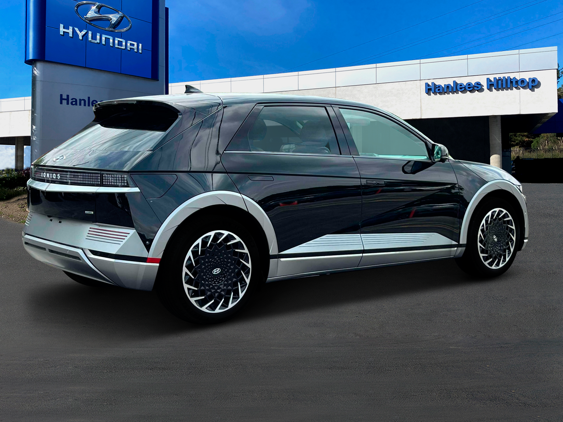 2024 Hyundai IONIQ 5 Limited - Photo 8