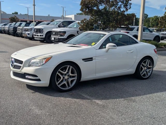 Used 2014 Diamond White Metallic Mercedes-Benz SLK 250 image 8