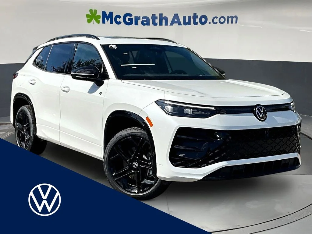 2026 Volkswagen Tiguan SE R-LINE BLACK