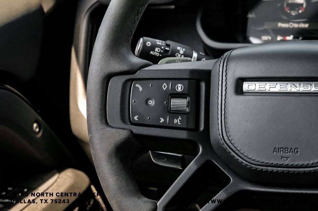 Used 2024 Black Land Rover V8 image 14