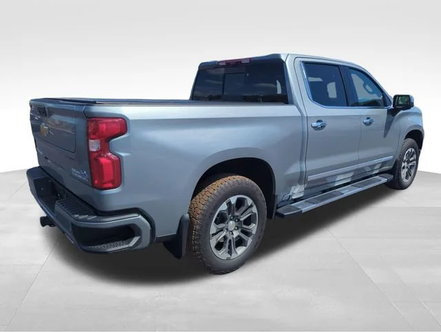 Used 2025 Sterling Gray Metallic Chevrolet High Country image 6