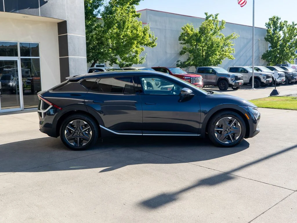 New 2026 Panthera Metal Kia LIGHT image 8