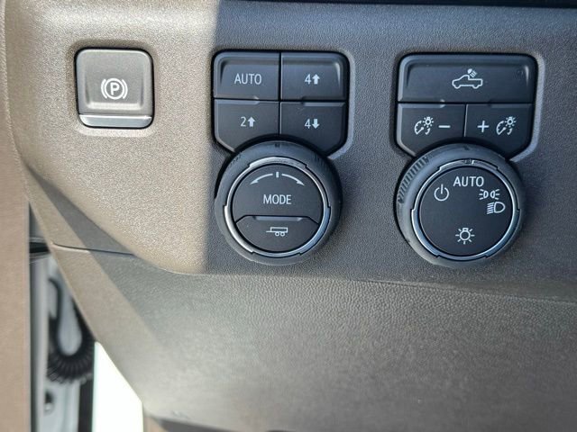 2025 Chevrolet Silverado 1500 LT - Photo 35