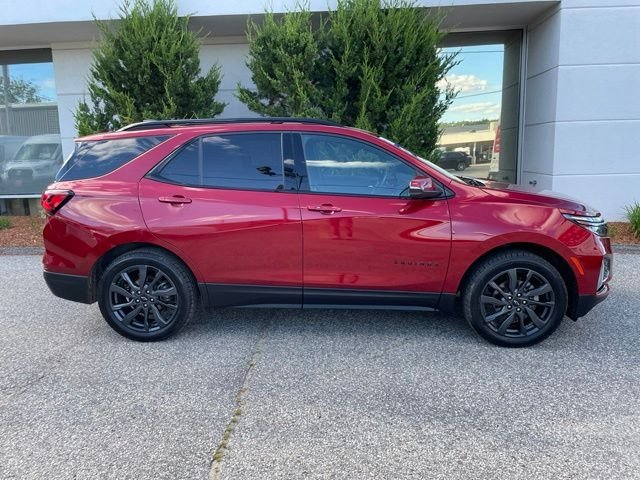 Used 2022 Cherry Red Tintcoat Chevrolet RS image 5