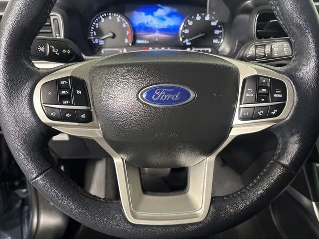 Used 2023 Blue Ford XLT image 16