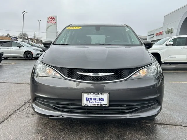 Used 2017 Chrysler Pacifica LX with VIN 2C4RC1CG3HR521468 for sale in Dixon, IL