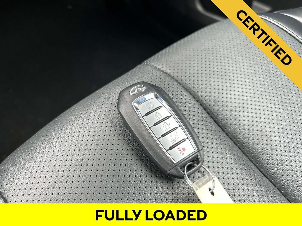 Certified Used 2023 Silver INFINITI LUXE image 32