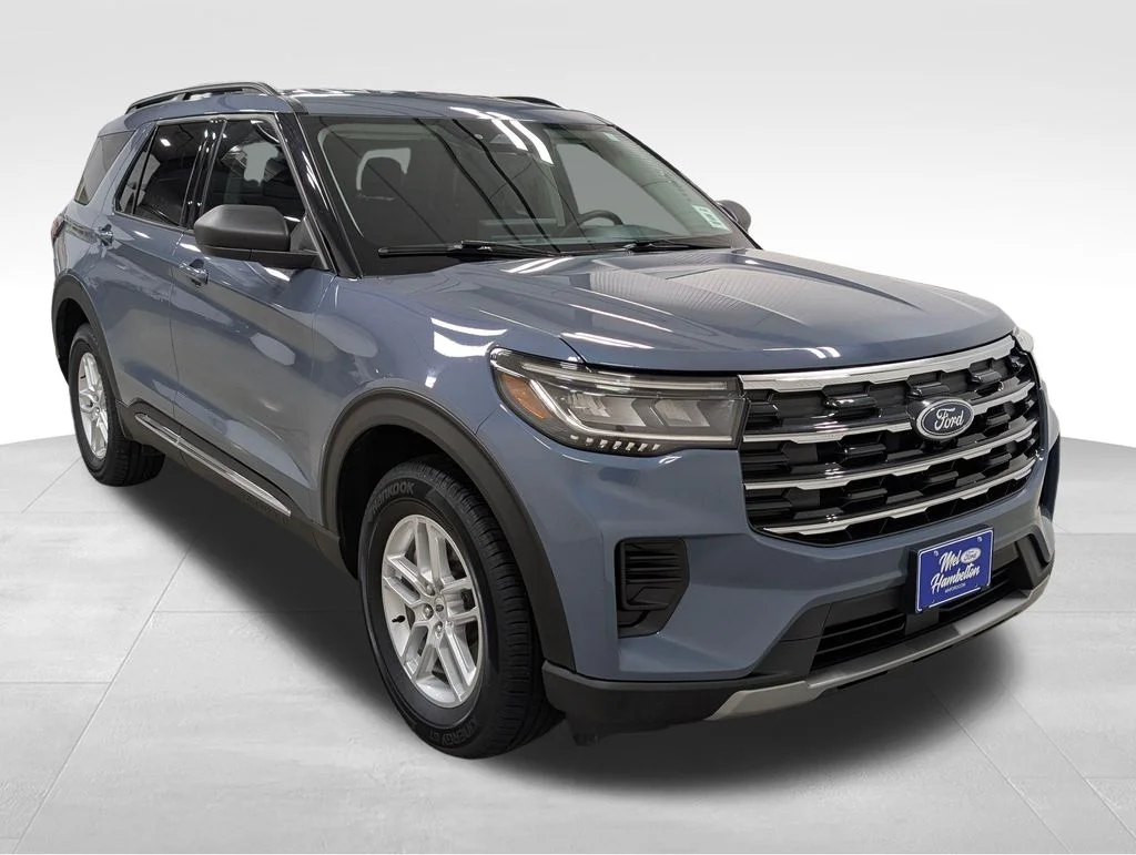 Certified Used 2025 Vapor Blue Metallic Ford Active image 19
