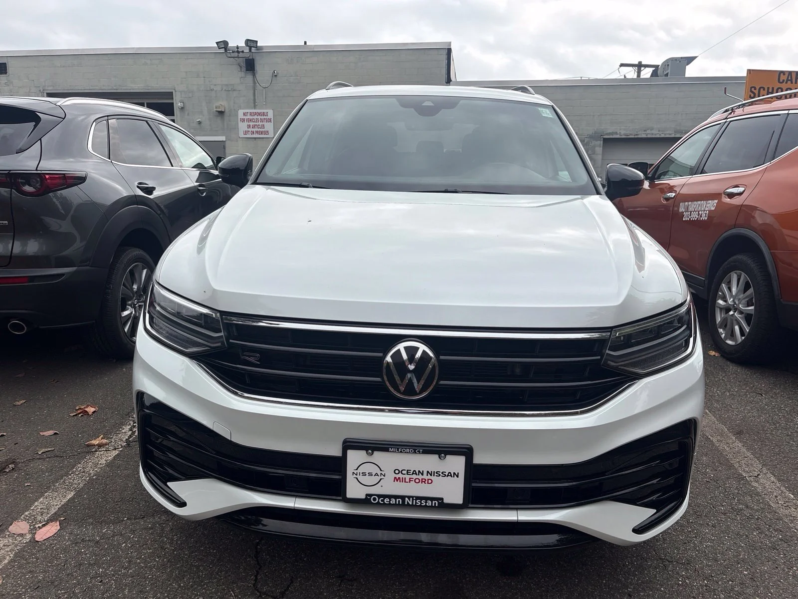 Used 2022 Pure White Volkswagen 2.0T SE R-Line Black image 2
