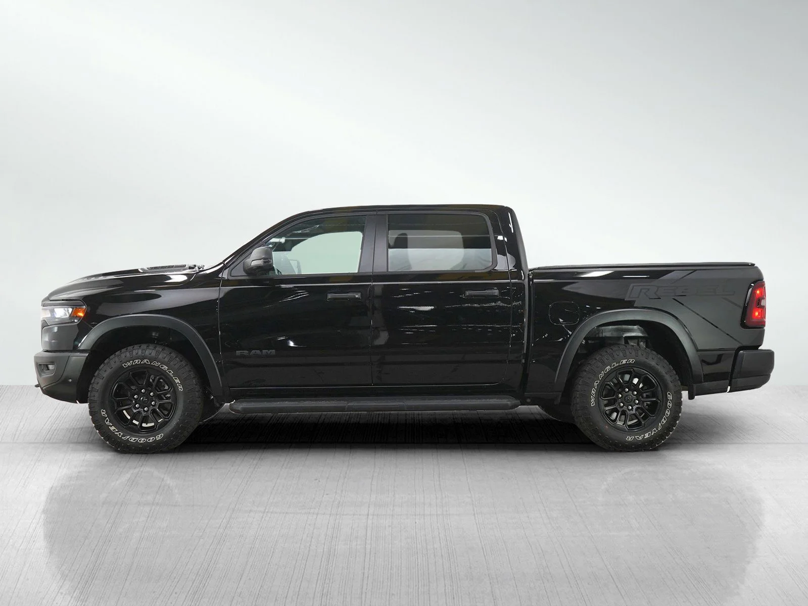 Used 2025 RAM Ram 1500 Rebel with VIN 1C6SRFLP0SN567218 for sale in Burnsville, Minnesota