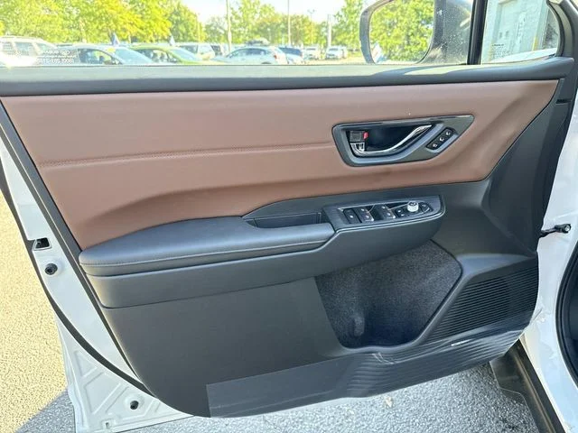Used 2026 White Subaru Touring XT image 27