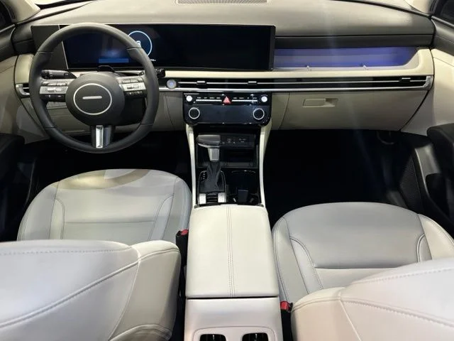Used 2025 Blue Hyundai SEL Convenience image 11