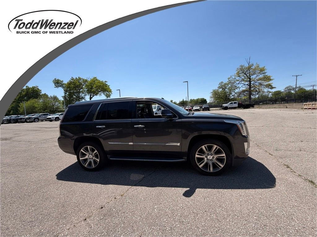 2016 Cadillac Escalade AWD Luxury's photo