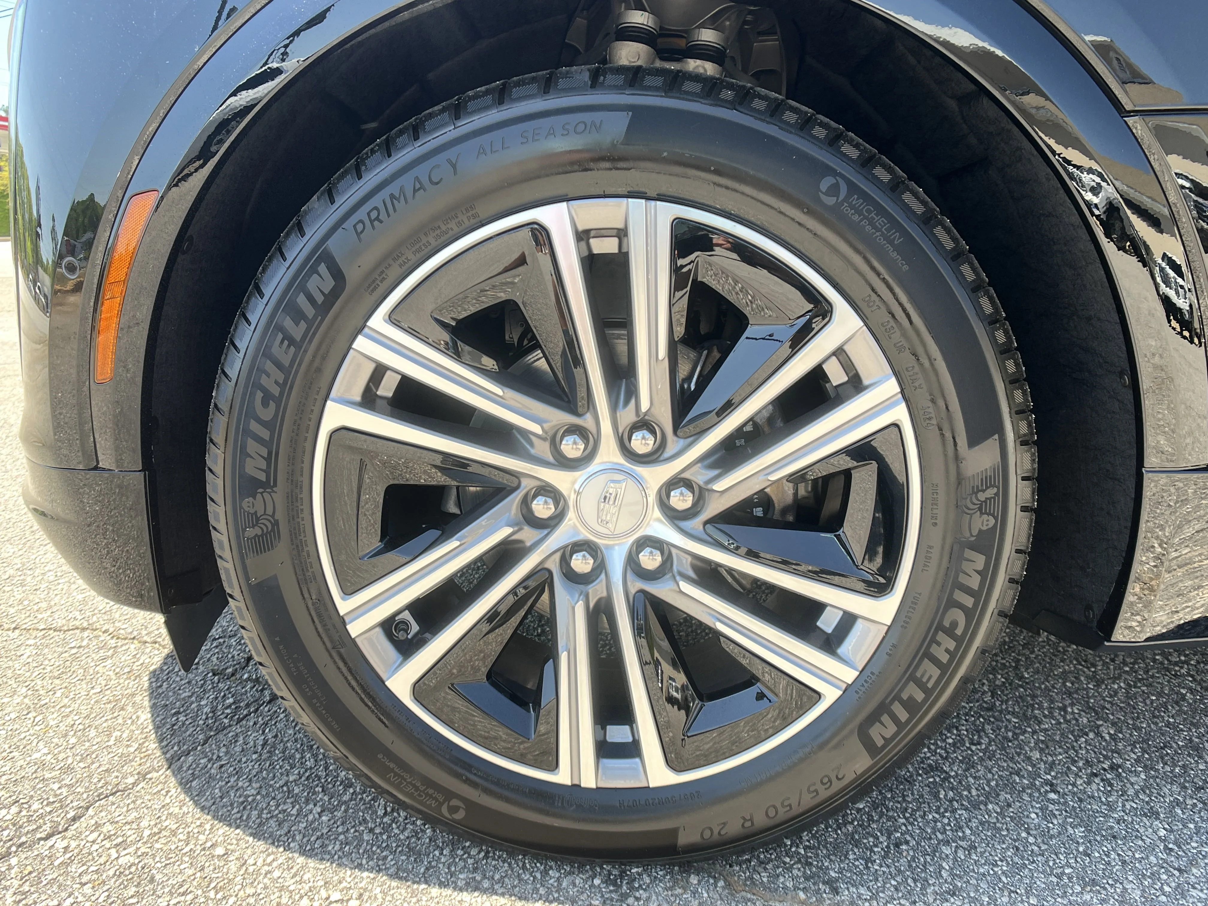 2025 Cadillac LYRIQ Luxury 1 - Photo 12