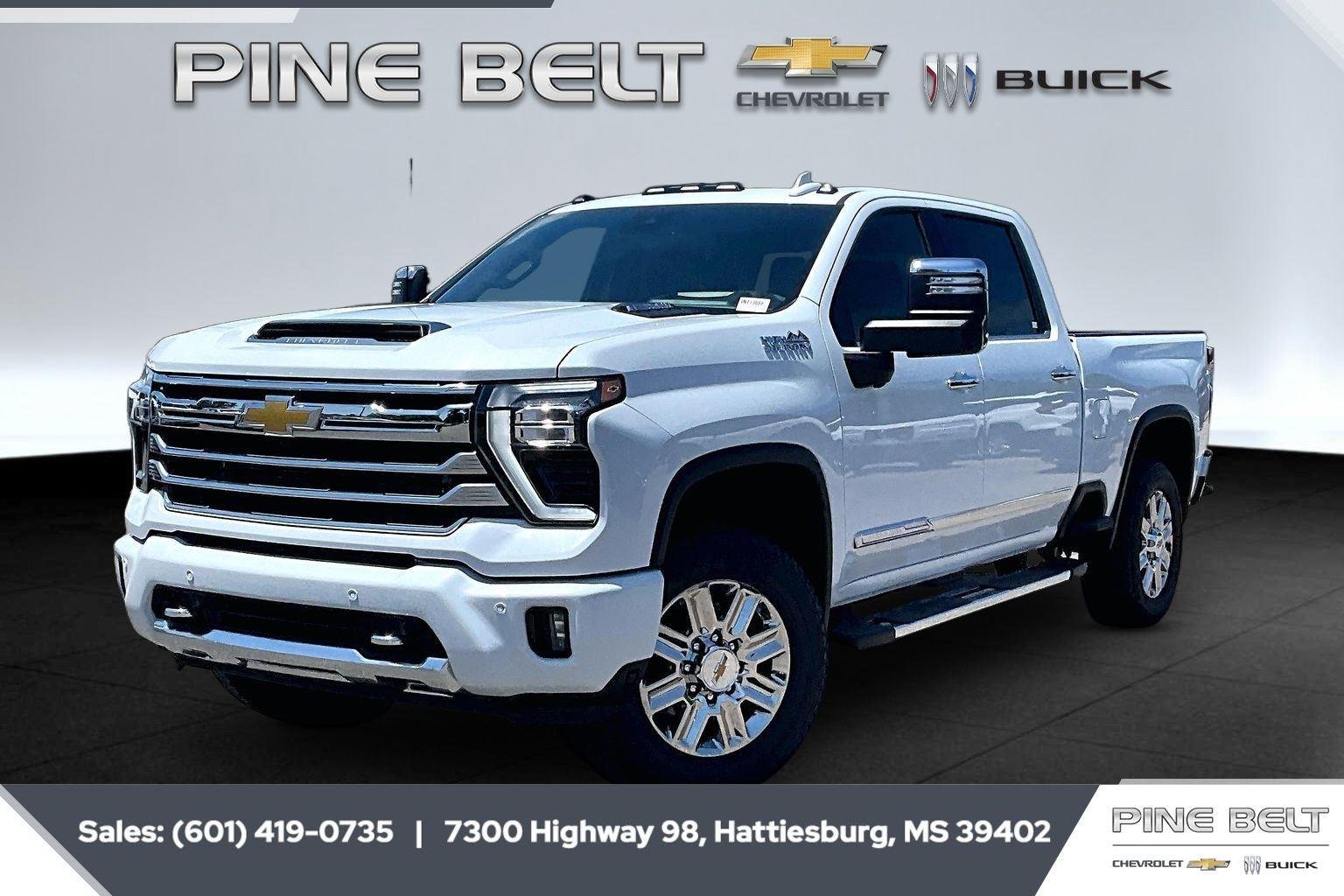 New 2026 Polar White Tricoat Chevrolet High Country image 11