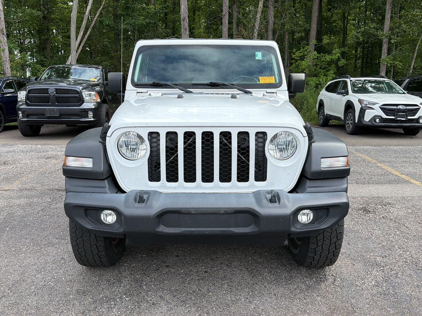 Used 2020 Bright White Clearcoat Jeep Sport S image 13