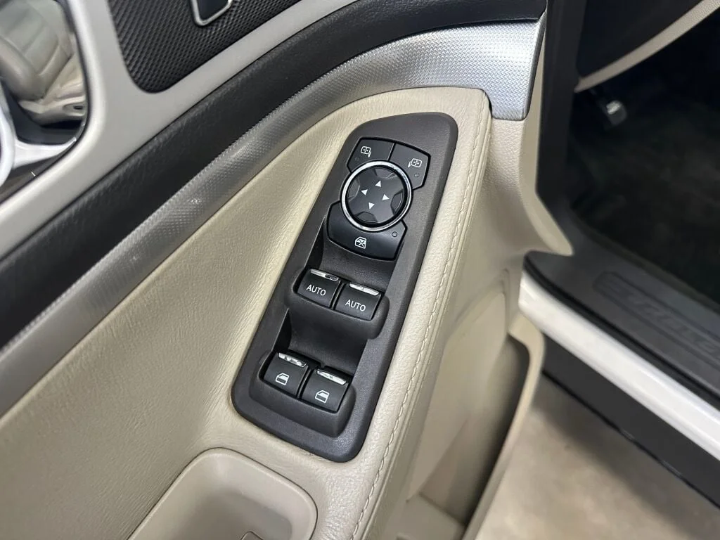 2014 Ford Explorer XLT - Photo 8