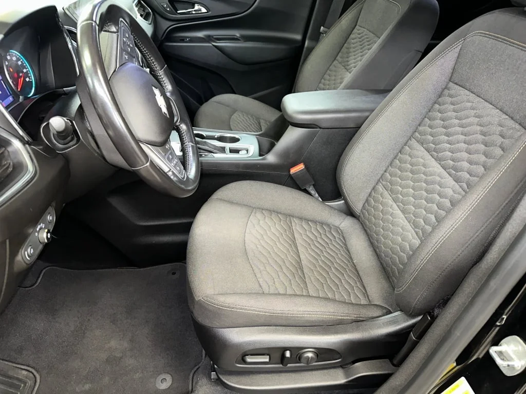 Certified Used 2020 Mosaic Black Metallic Chevrolet LT image 5
