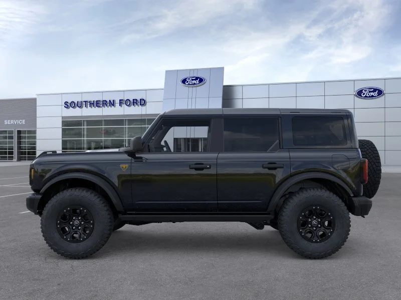 New 2026 Shadow Black Ford Badlands image 29
