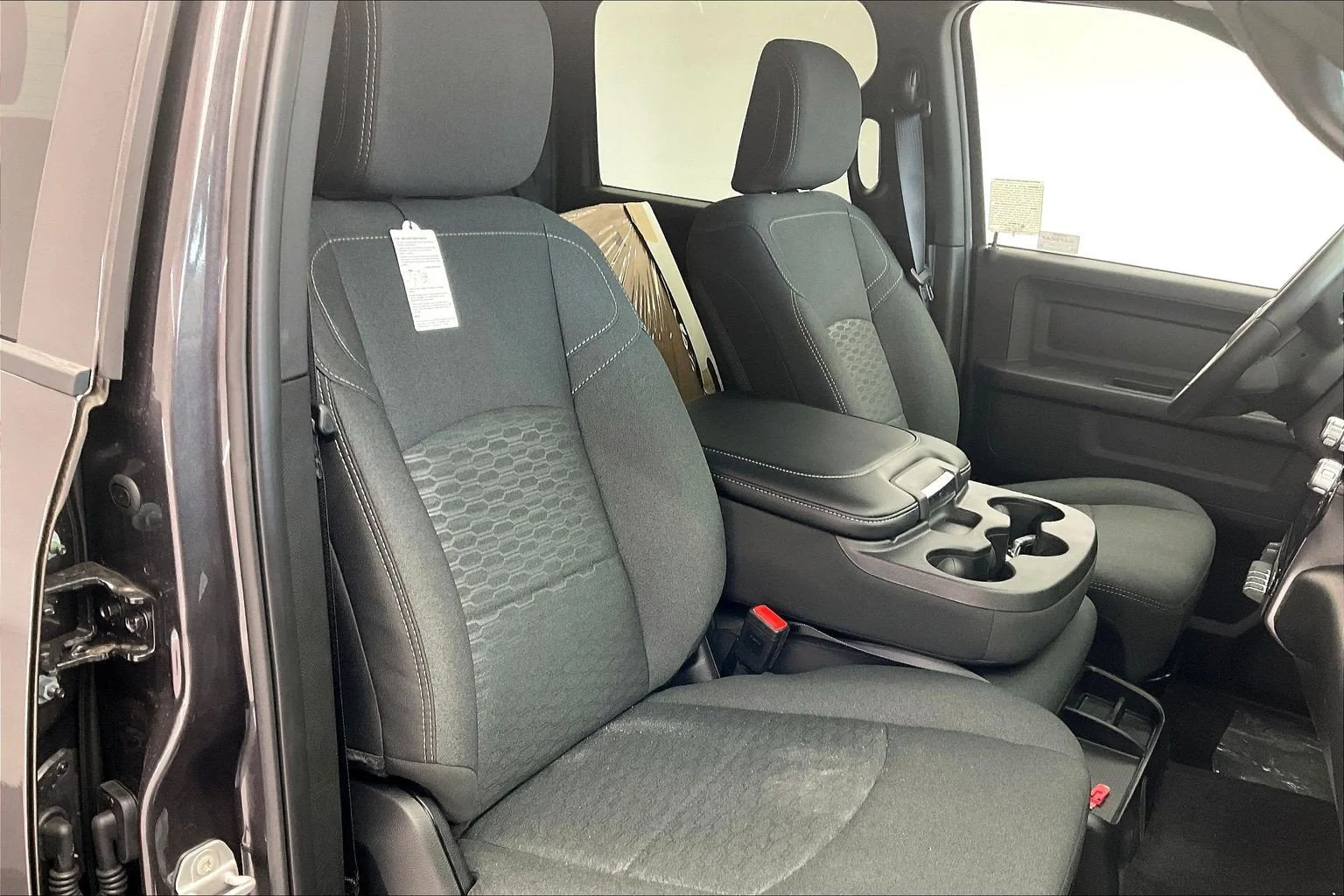 2027 RAM Ram 2500 Pickup Tradesman/Black Express - Photo 9