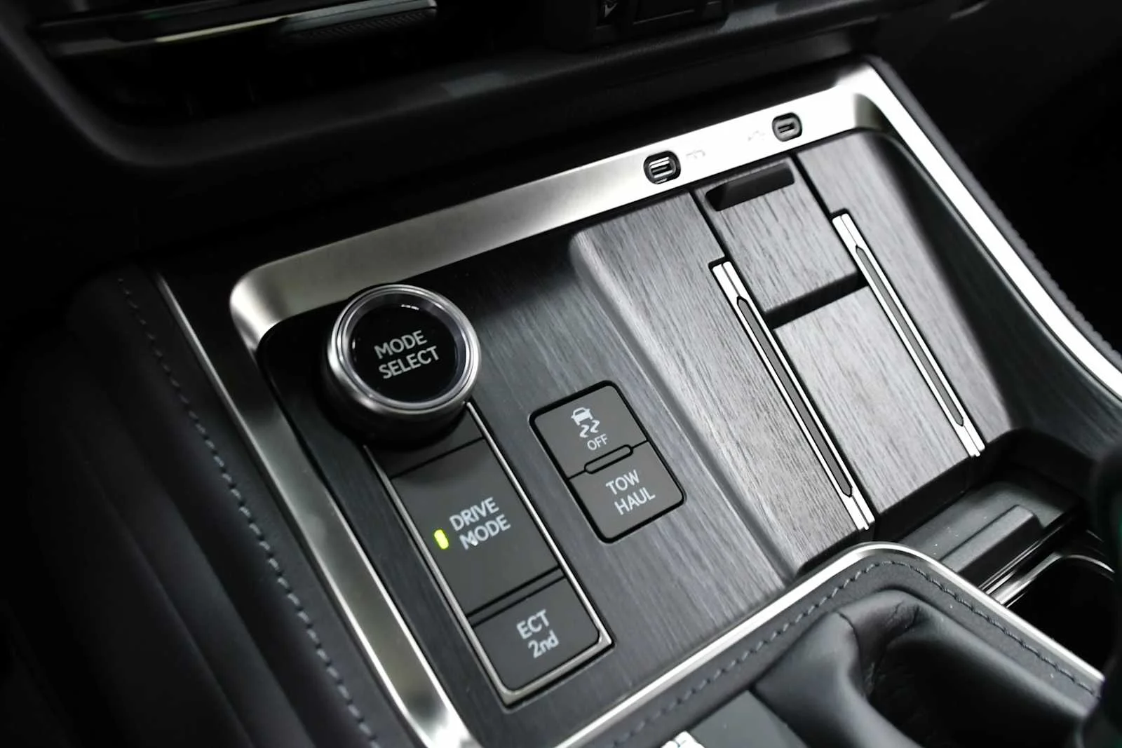 Certified Used 2026 CAVIAR Lexus Luxury+ image 18