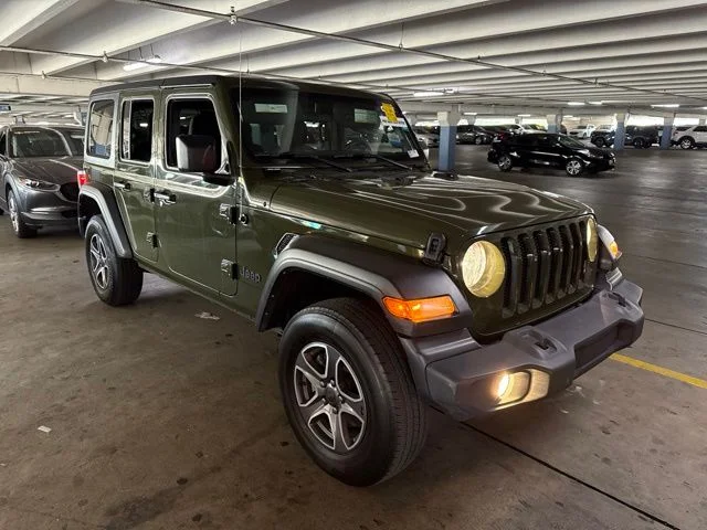 Used 2022 Green Jeep Unlimited Sport S image 2