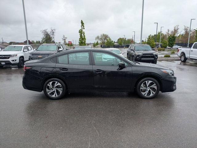 Used 2025 Crystal Black Silica Subaru Premium image 2