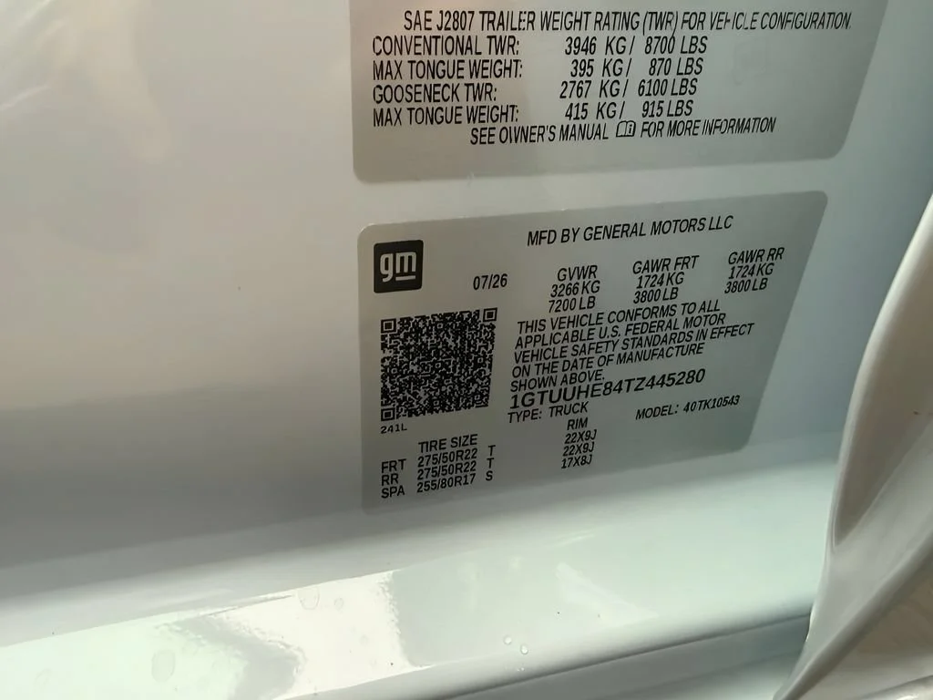 New 2026 Glacier White Tricoat GMC Denali Ultimate image 40
