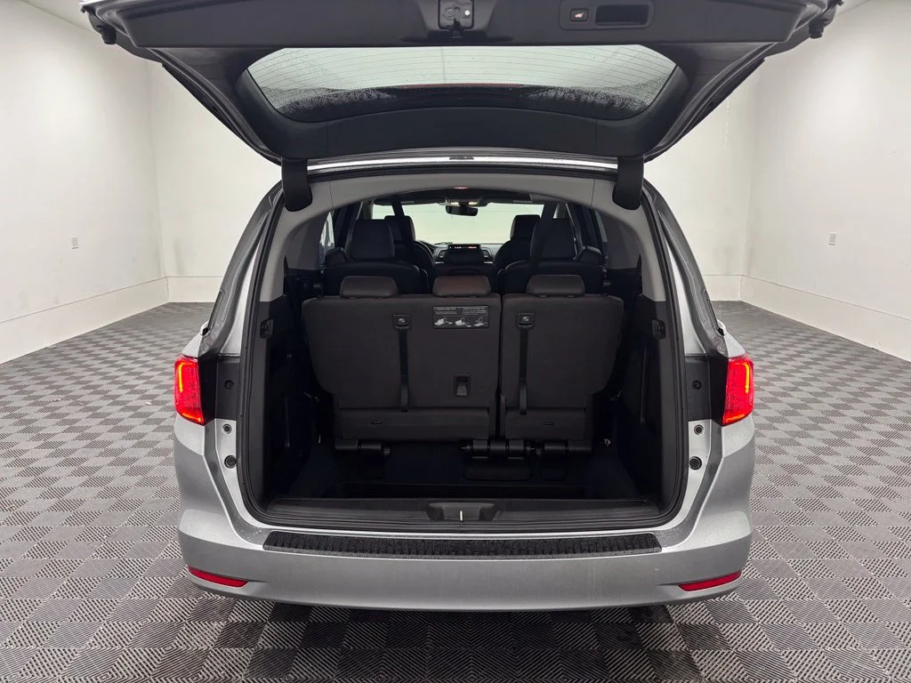 Used 2019 Silver Honda EX-L image 10