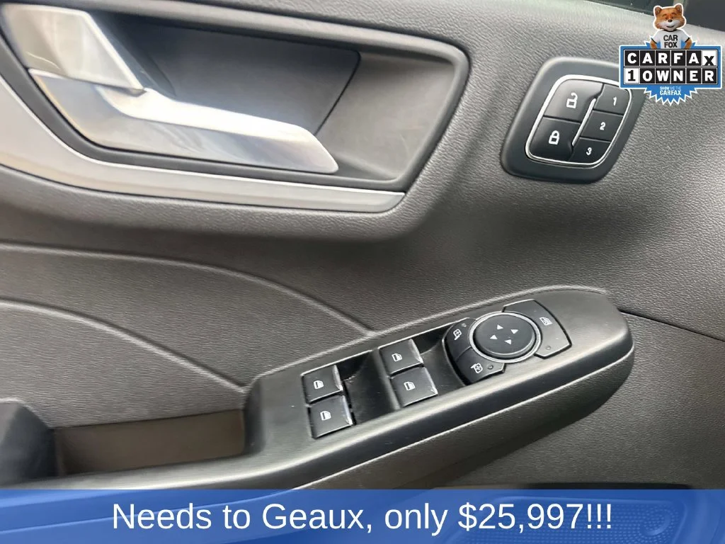 Used 2025 Gray Ford Platinum image 30