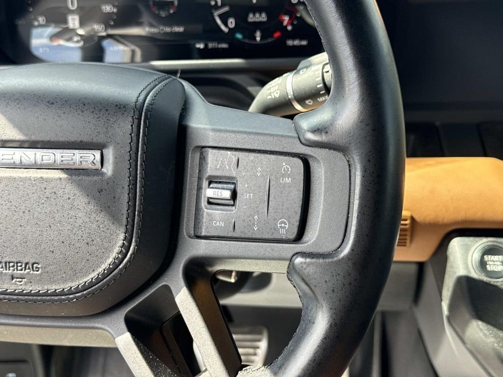 Used 2024 Gray Land Rover X image 6