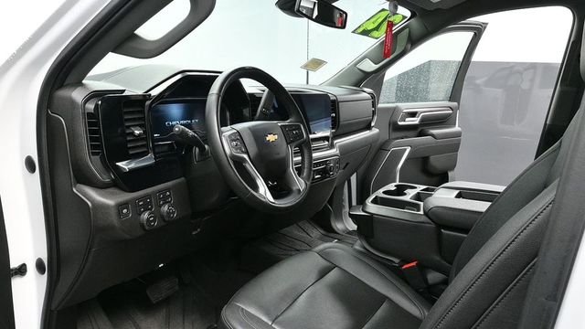 Used 2024 White Chevrolet LTZ image 14